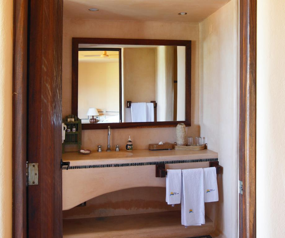Hotel Casa Don Francisco Ixtapa  Ruang foto