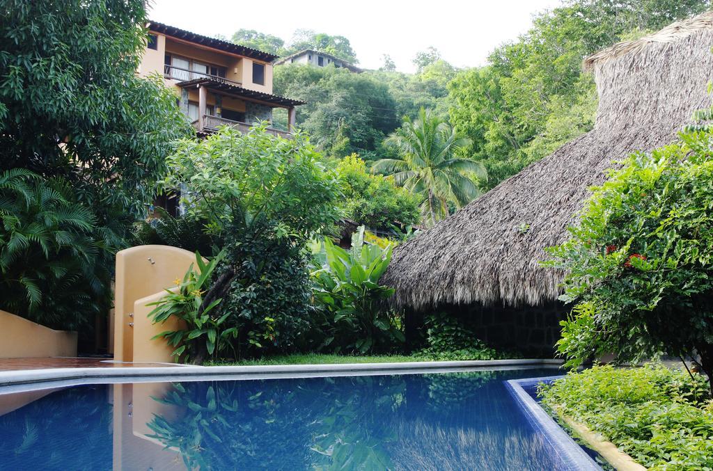Hotel Casa Don Francisco Ixtapa  Bagian luar foto